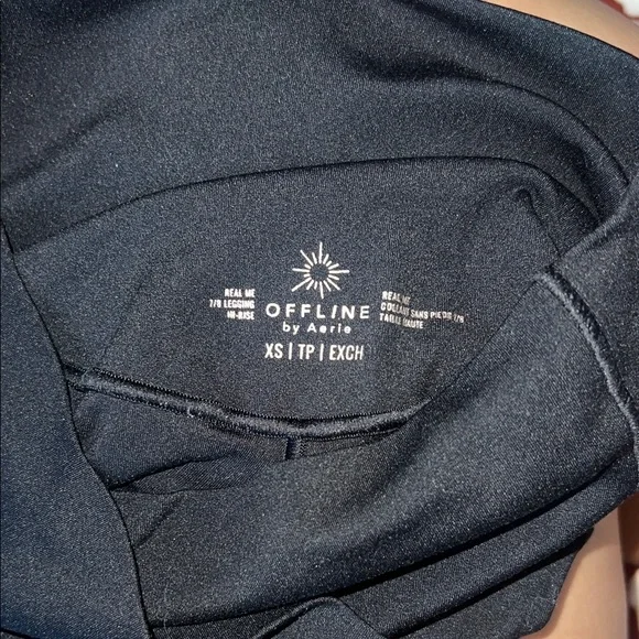 Aerie crossover Black Leggings size xs - Picture 2 of 2